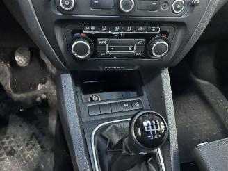 Volkswagen Jetta 1.6 TDI picture 14