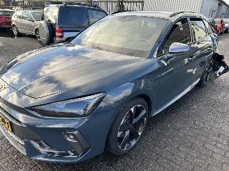 Auto incidentate Cupra Leon Sportstourer 1.5 PHEV  Business  Automaat  ( NW prijs 46000,00 ) 2025/1