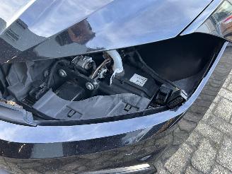 Volkswagen Polo 1.0  Automaat picture 2