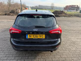 Ford Focus 1.0 EcoBoost Stationcar  Edition Business picture 7