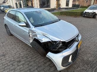 Volkswagen Polo 1.0 TSI  Life picture 3