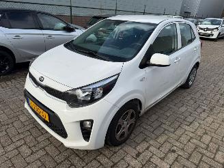 krockskadad bil auto Kia Picanto 1.0 DPI  Comfortline 2021/6