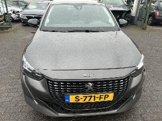 Peugeot 208 1.2 PureTech Active Pack picture 2