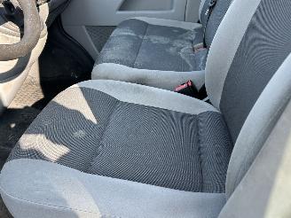 Volkswagen Transporter 2.0 TDI picture 6