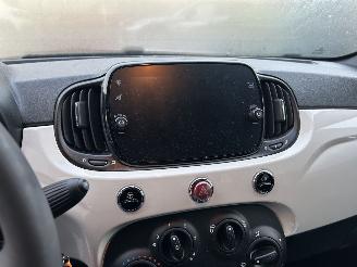 Fiat 500C 1.0 Hybrid Cabriolet picture 9