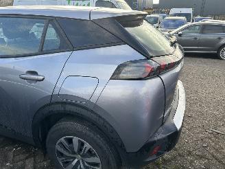 Peugeot 2008 1.2 PureTech  Active picture 5