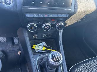 Renault Captur 1.0 TCe  Intens picture 13