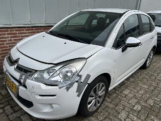damaged passenger cars Citroën C3 1.0   5 drs 2014/6