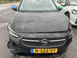 krockskadad bil auto Opel Corsa 1.2 Edition 2022/1