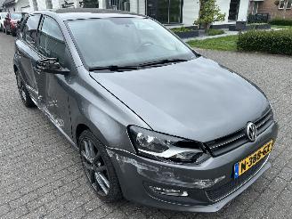 Volkswagen Polo 1.2 TSI  Highline  Automaat picture 3