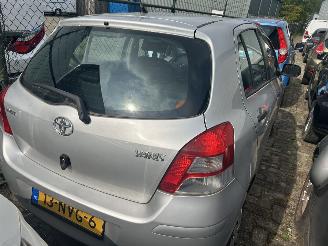 Toyota Yaris 1.0 VVTi Acces picture 3