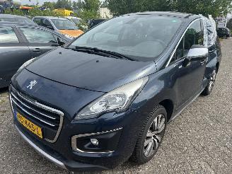 Peugeot 3008 Style  1.2 picture 1