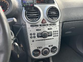 Opel Corsa 1.3 CDTI  5 Drs   ( schadevrij ) picture 8