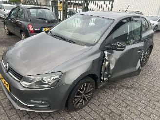 skadebil auto Volkswagen Polo 1.2 Allstar  5 Drs 2016/9