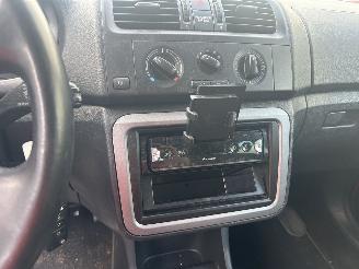 Skoda Fabia 1.2 TSI Style   5 Drs picture 9
