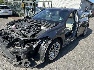 skadebil auto Lexus ES 300 H President Line  Schuifdak 2024/1