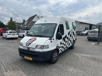 Peugeot Boxer  picture 1