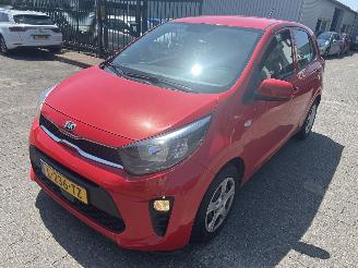 skadebil auto Kia Picanto 1.0 DPI Comfortline 2021/9