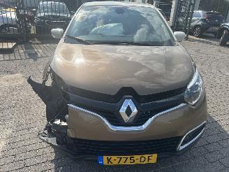 Renault Captur 0.9 TCe  Iconic picture 2