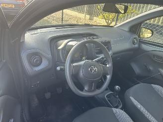 Toyota Aygo 1.0 VVTi  5 Drs picture 12