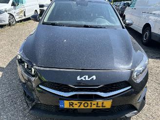 Kia Ceed 1.0 T-GDI  Stationcar   Automaat picture 2