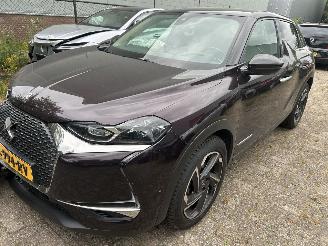 skadebil auto DS Automobiles DS 3 Crossback 1.2 PT Grand Chic Rivoli   Automaat  5 Drs 2020/8