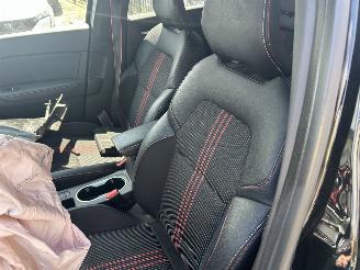 Renault Captur 1.0 TCe  R.S  Line picture 9