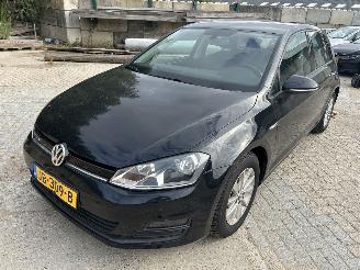 Unfallwagen Volkswagen Golf 1.0 TSI   5 Drs 2016/2