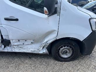 Renault Master 2.3 DCI  L2H2  135 picture 4