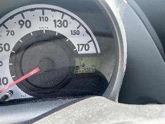 Peugeot 107 1.0 picture 7