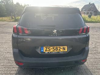 Peugeot 5008 1.2 PureTech  Executive picture 6