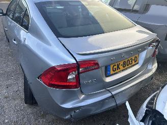 Volvo S-60 2.0 T5 R -Design picture 6