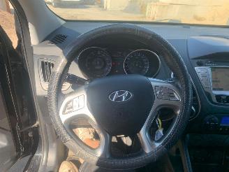 Hyundai Ix35 2.0i Business Edition picture 12