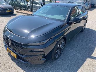 škoda osobní automobily Peugeot 308 SW 1.2 Hybrid  Automaat Allure  ( 632 Km )   nw prijs 42500,00 2026/7