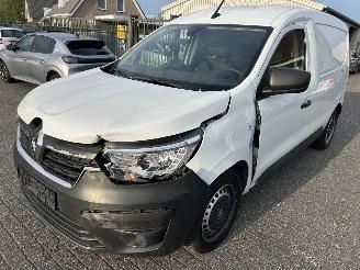 uszkodzony samochody osobowe Renault Express 1.5 DCI  75 Comfort 2024/2