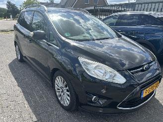 Unfallwagen Ford C-Max Grand 1.0 2013/11