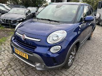skadebil auto Fiat 500L 0.9 Twinair Trekking 2009/5