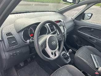 Kia Venga 1.4 picture 12
