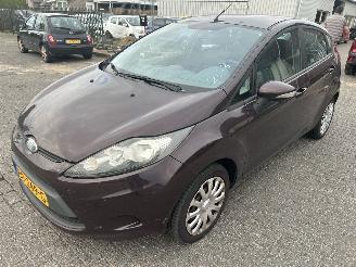 krockskadad bil auto Ford Fiesta 1.4 Trend 2009/3