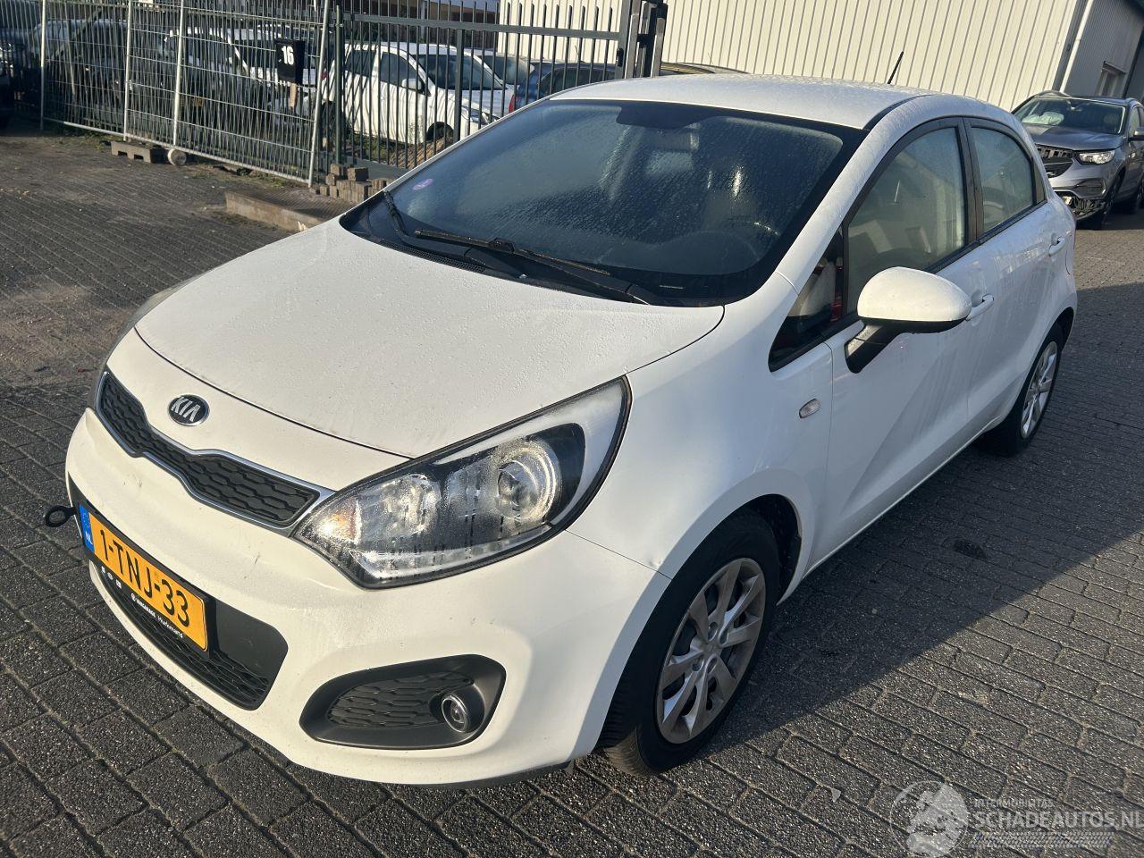 Kia Rio 1.2i  5 drs