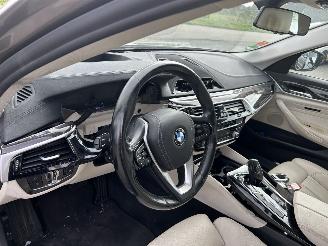 BMW 5-serie 530 i  Touring Automaat  High Executive Luxury picture 19