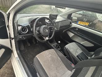 Volkswagen Up! 1.0  3 Drs picture 9