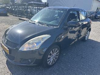 skadebil auto Suzuki Swift 1.2 Comfort EASSS   5 Drs 2011/9