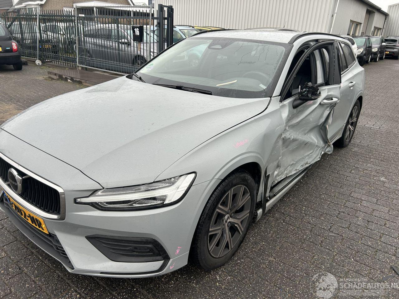 Volvo V-60 2.0  B3  Automaat Essential Edition