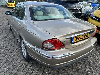 Jaguar X-type 2.0 V6  Automaat picture 4