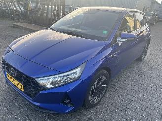 krockskadad bil auto Hyundai I-20 1.0 T-GDI Premium Sky  ( Schuifdak ) 2022/9