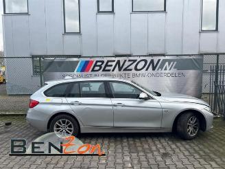 krockskadad bil aanhanger BMW 3-serie  2013/11