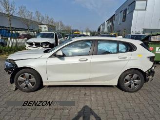 Uttjänta bilar auto BMW 1-serie 1 serie (F40), Hatchback, 2019 118i 1.5 TwinPower 12V 2021/3