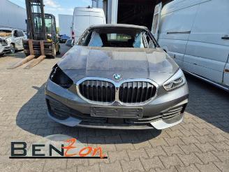 demontáž osobní automobily BMW 1-serie 1 serie (F40), Hatchback, 2019 116i 1.5 TwinPower 12V 2021/4
