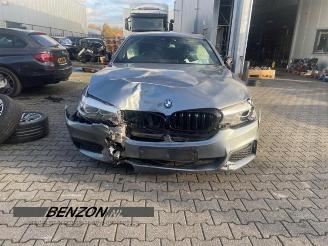 Démontage voiture BMW 5-serie 5 serie (G30), Sedan, 2016 530d xDrive 3.0 TwinPower Turbo 24V 2018/11